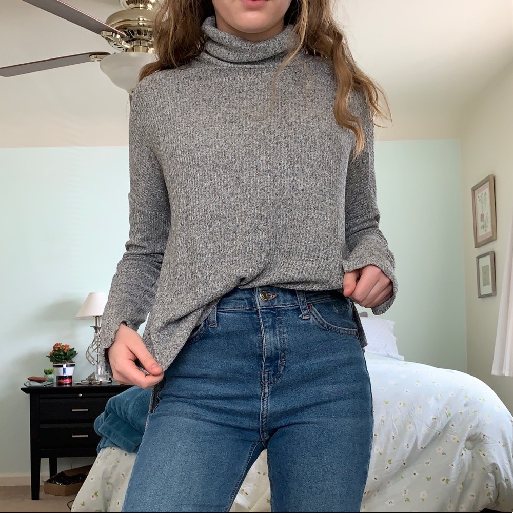 aerie Gray Ribbed Turtleneck